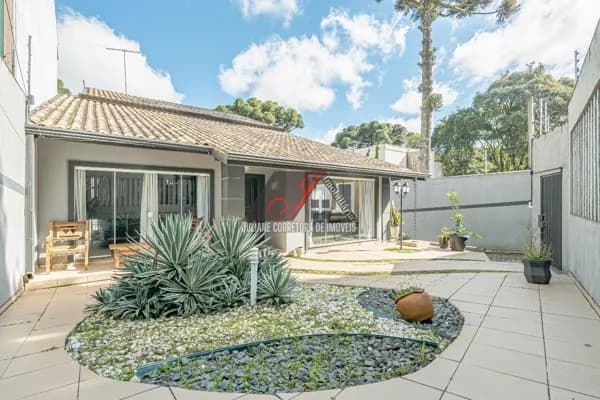 Casa Alto Padrão à venda, Bairro Campo Comprido em Curitiba/PR.