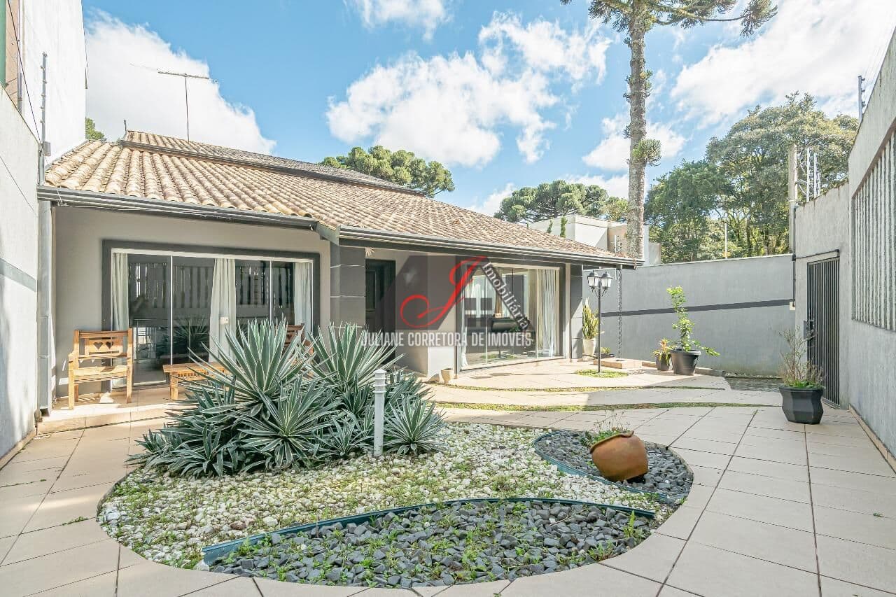 Casa Alto Padrão à venda, Bairro Campo Comprido em Curitiba/PR.