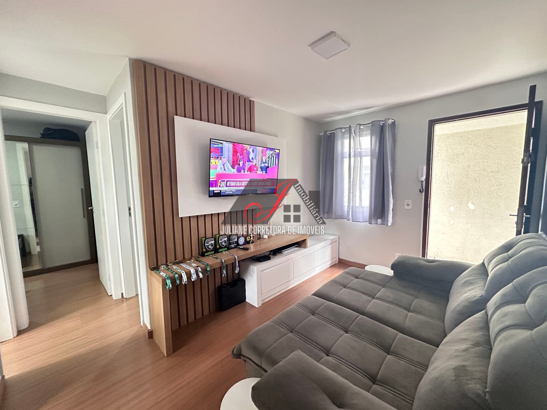 Apartamento à venda, 02 quartos em Santa Felicidade, Curitiba/PR.