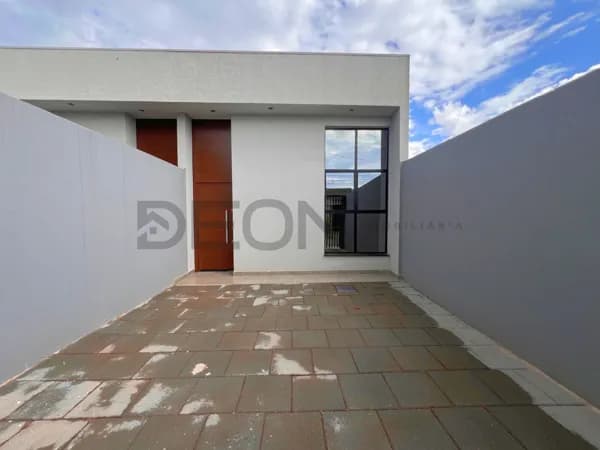 Casa em Cascavel - Santa Cruz