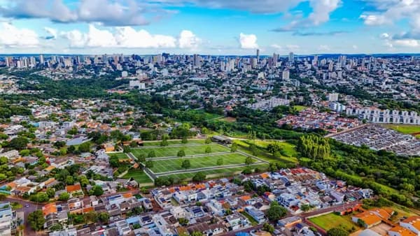 Lote/Terreno em Cascavel - Canadá