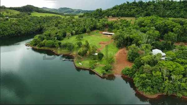 Lote/Terreno em Três Barras do Paraná - Centro