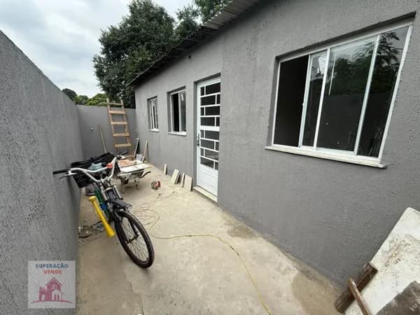 Linda Casa Linear em Nova Cidade