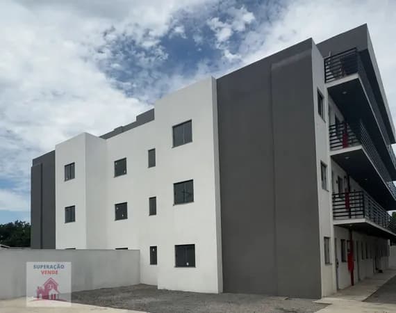 Apartamento à venda no Laranjal - São Gonçalo.