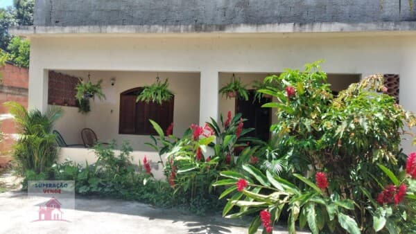 Bela Casa em Monjolos-SG!