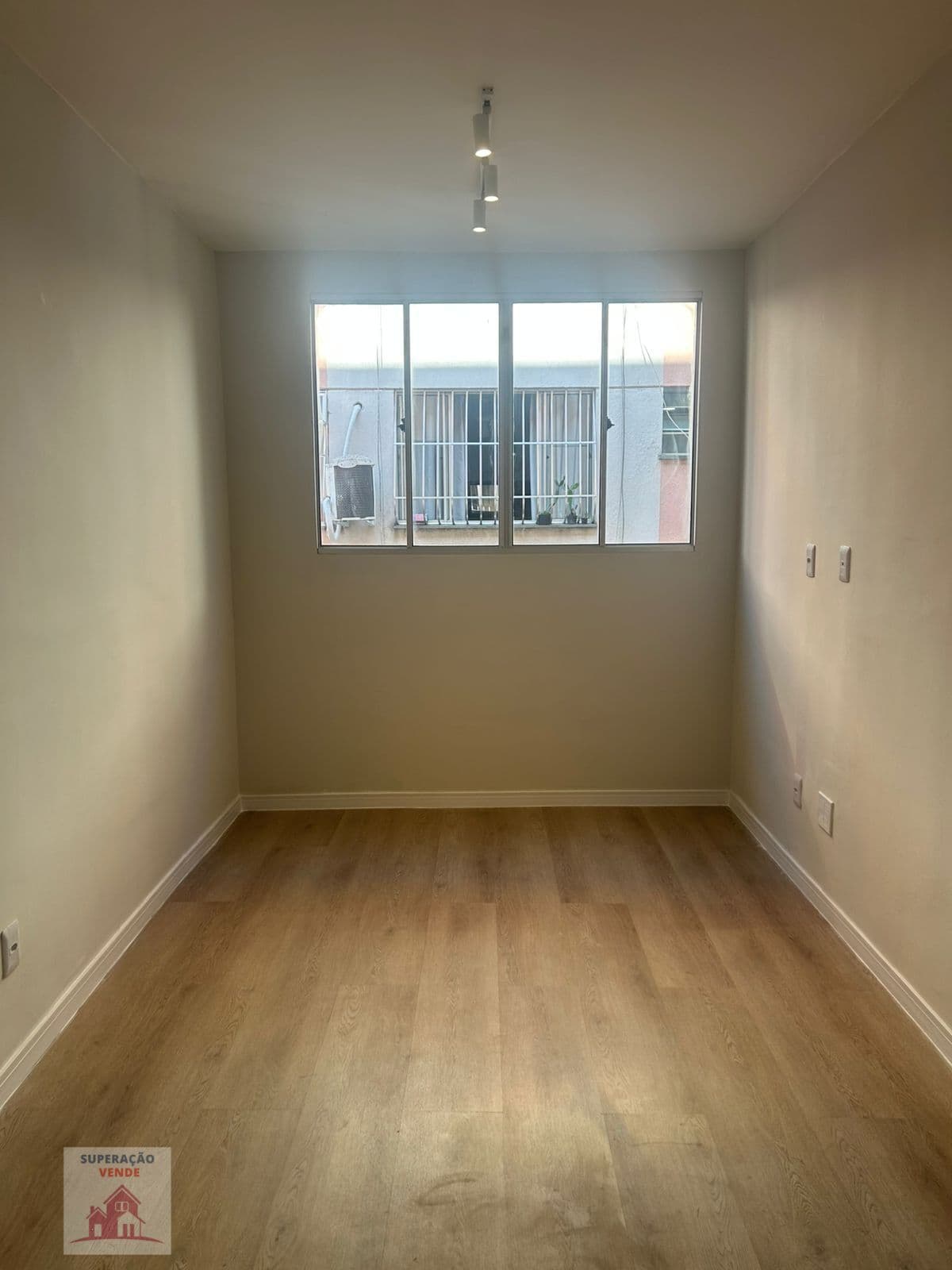 Excelente apartamento no segundo andar no condomínio Itaúna Life
