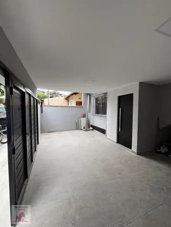 Linda casa no Arsenal - SG. Com 3 quartos sendo 1 suíte