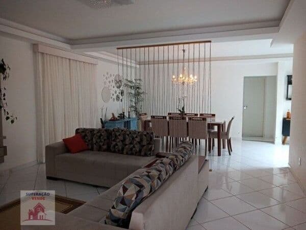 LUXUOSA CASA COM 3 QUARTOS, 1 COM SUÍTE COM BANHEIRA HIDROMASSAGEM E ESPAÇO GOURMET INCRÍVEL EM RIO BONITO -GRENN VALLEY!