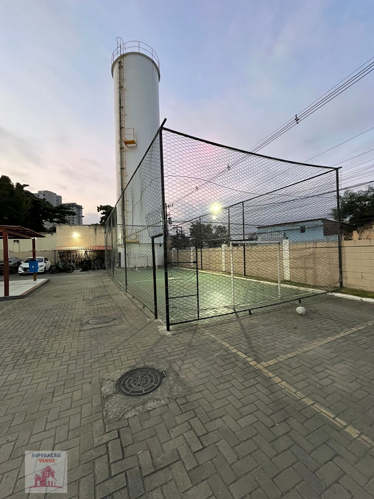 Lindo apartamento no Colubandê- SG.