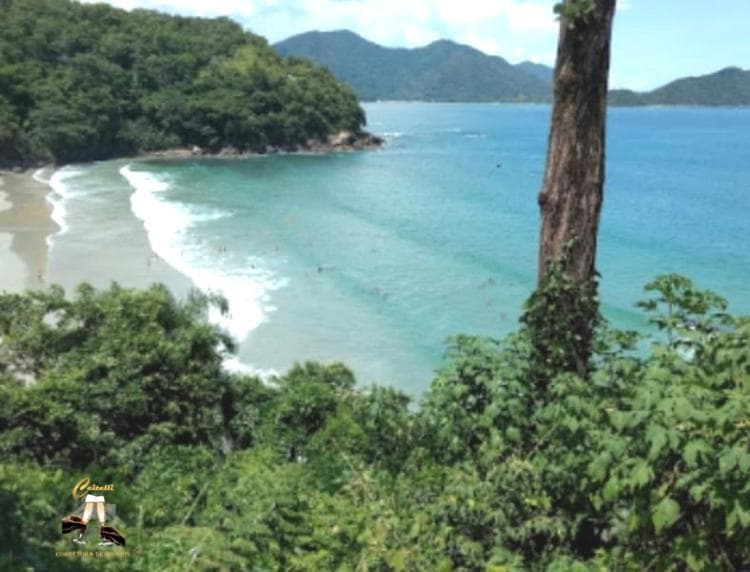 Casa vista para montanha Praia Brava Ubatuba/SP