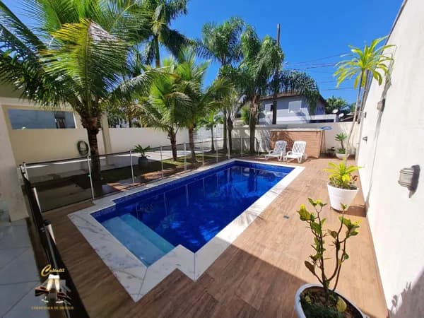Casa padrão para temporada em Riviera