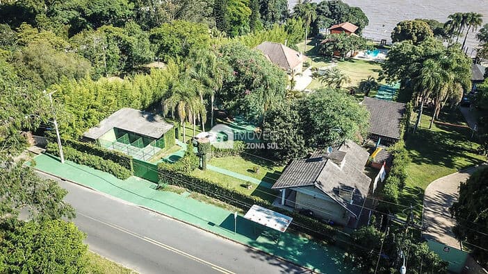 Casa Alto Padrão no bairro Ponta Grossa com Praia particular