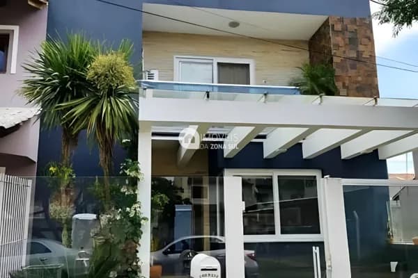 Sobrado 3 Dormitórios na Hípica