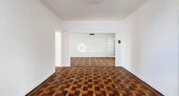 Apartamento em Porto Alegre - Independência