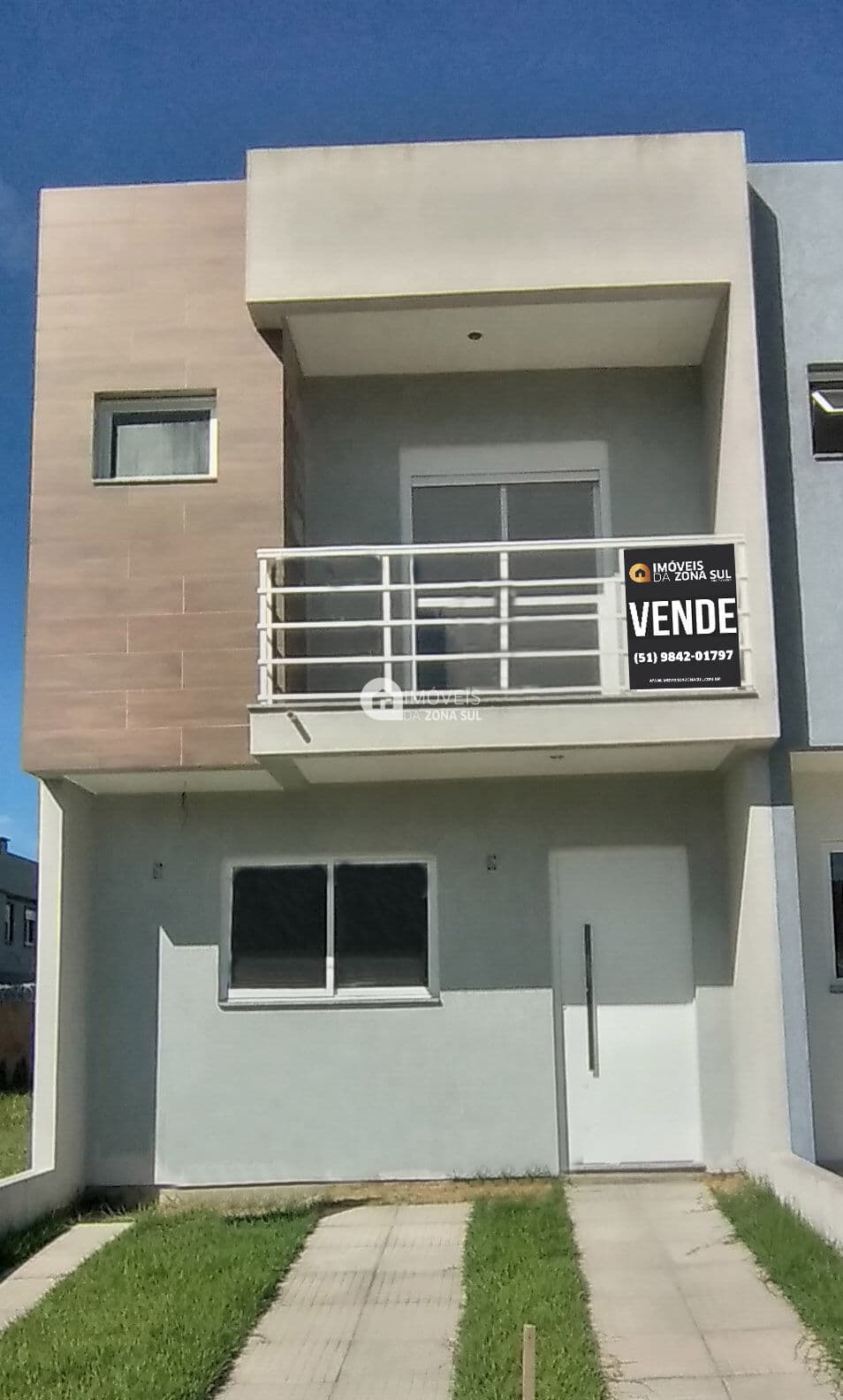 Sobrado em Porto Alegre - Hípica