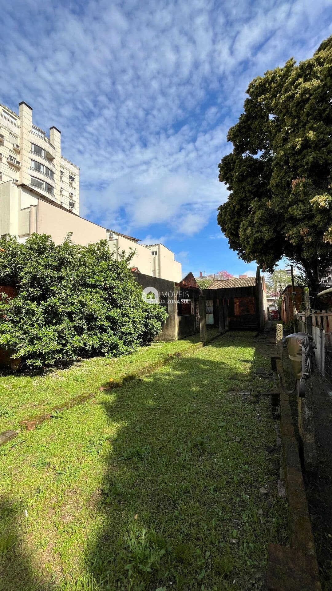 Lote/Terreno em Porto Alegre - Jardim Botânico