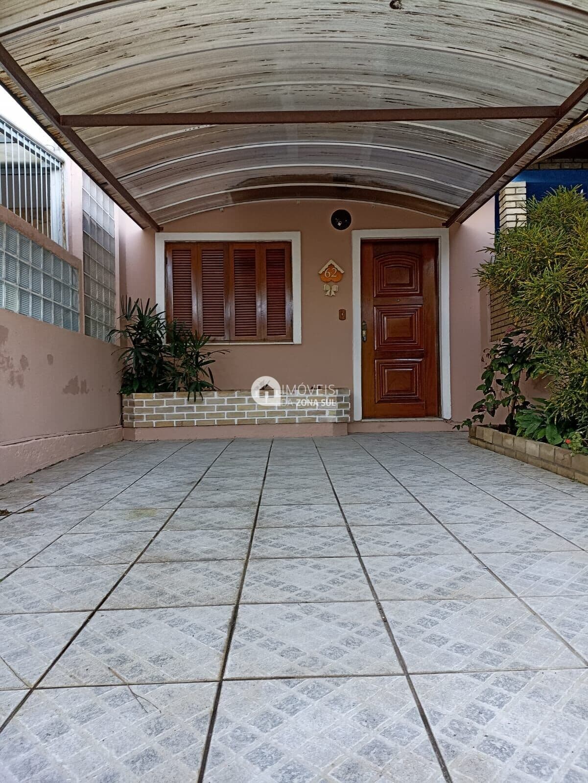 Sobrado em Porto Alegre - Hípica