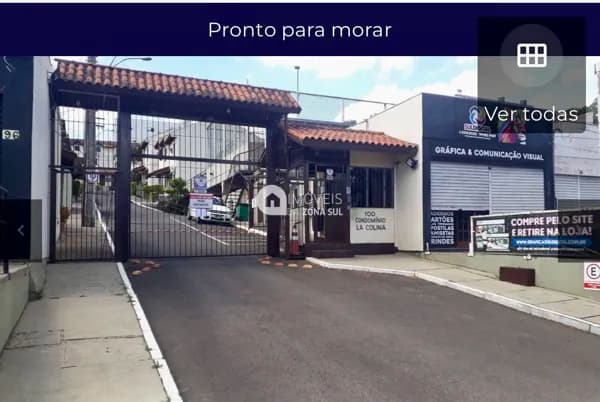 Sobrado em Porto Alegre - Vila Nova