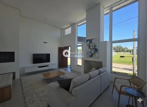Ótima Casa Térrea em Condomínio na Hípica