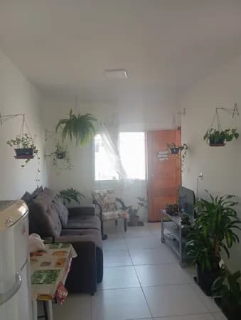 Oportunidade na Zona Sul: 2 Dormitórios em Condomínio Fechado.