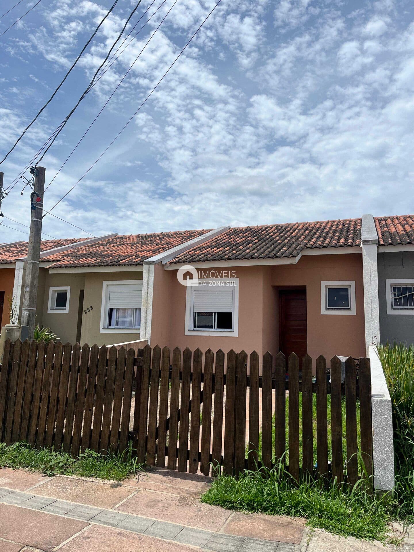 Casa Térrea em Restinga, Porto Alegre/RS