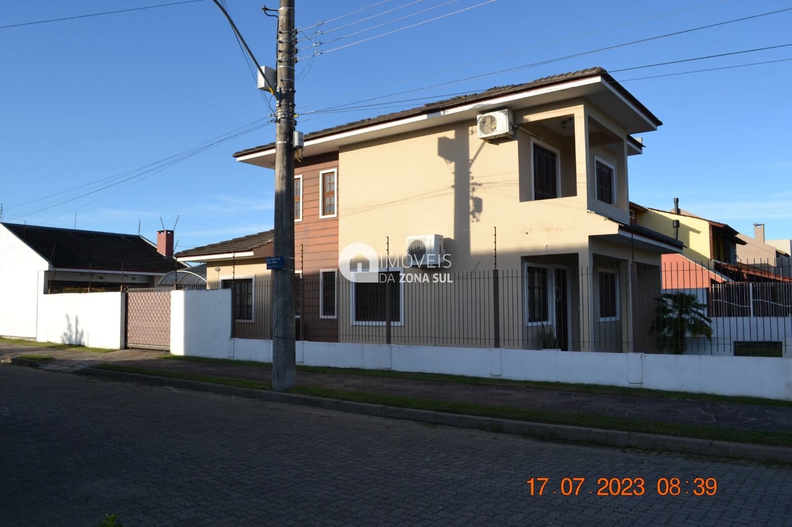 Sobrado em Porto Alegre - Aberta dos Morros