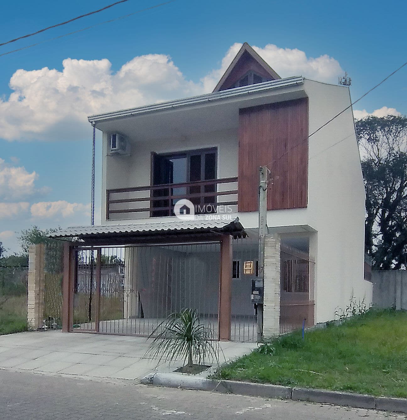Sobrado em Porto Alegre - Hípica