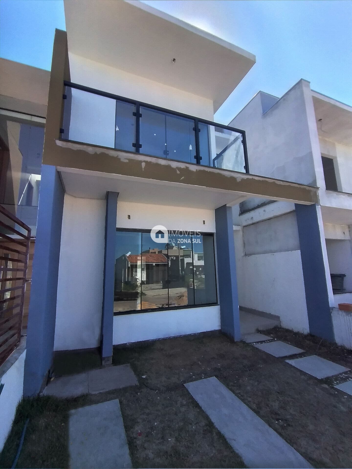 Sobrado em Porto Alegre - Aberta dos Morros