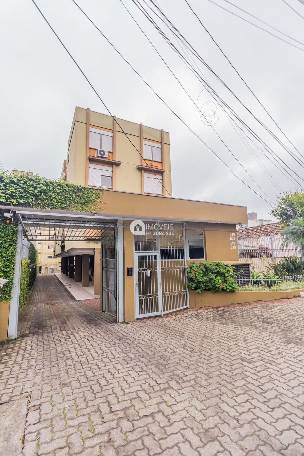 Ótimo apartamento de 2 Dormitórios próximo ao Barra Shopping