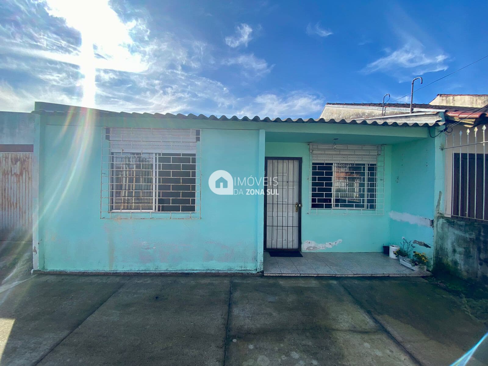 Ótima Casa Térrea de 3 Dormitórios em terreno de 367m²