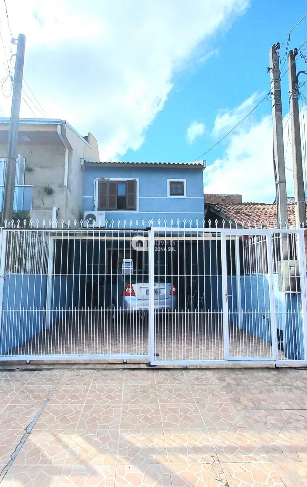Sobrado em Porto Alegre - Hípica