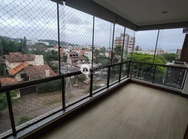 Apartamento 3 dormitórios na Tristeza