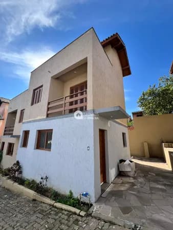 Casa de Condomínio em Porto Alegre - Ipanema