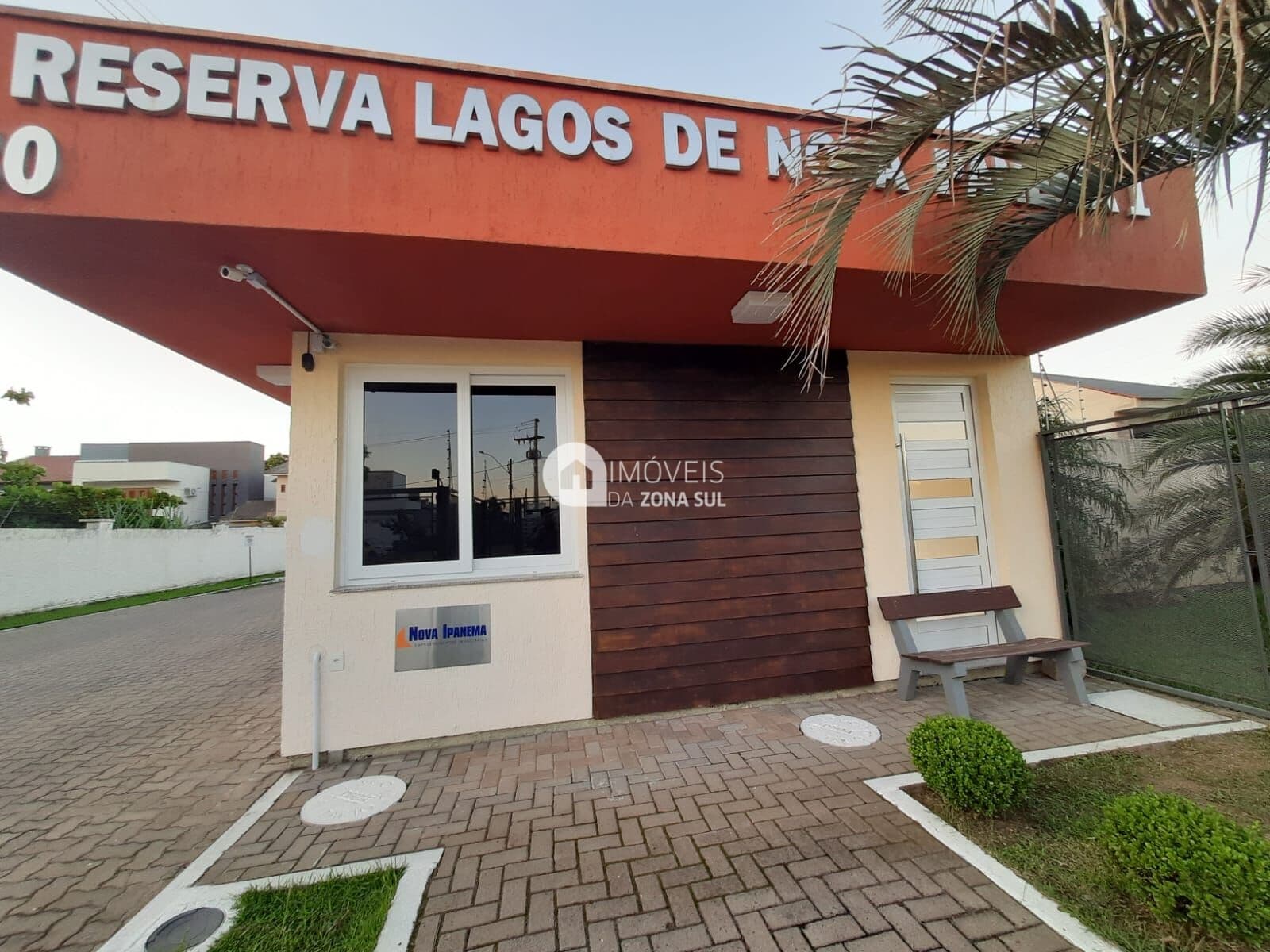 Ótimo Terreno de mais de 180m² em Condomínio Fechado no Lagos de Nova Ipanema