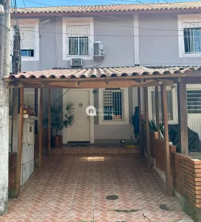 Sobrado em Porto Alegre - Hípica
