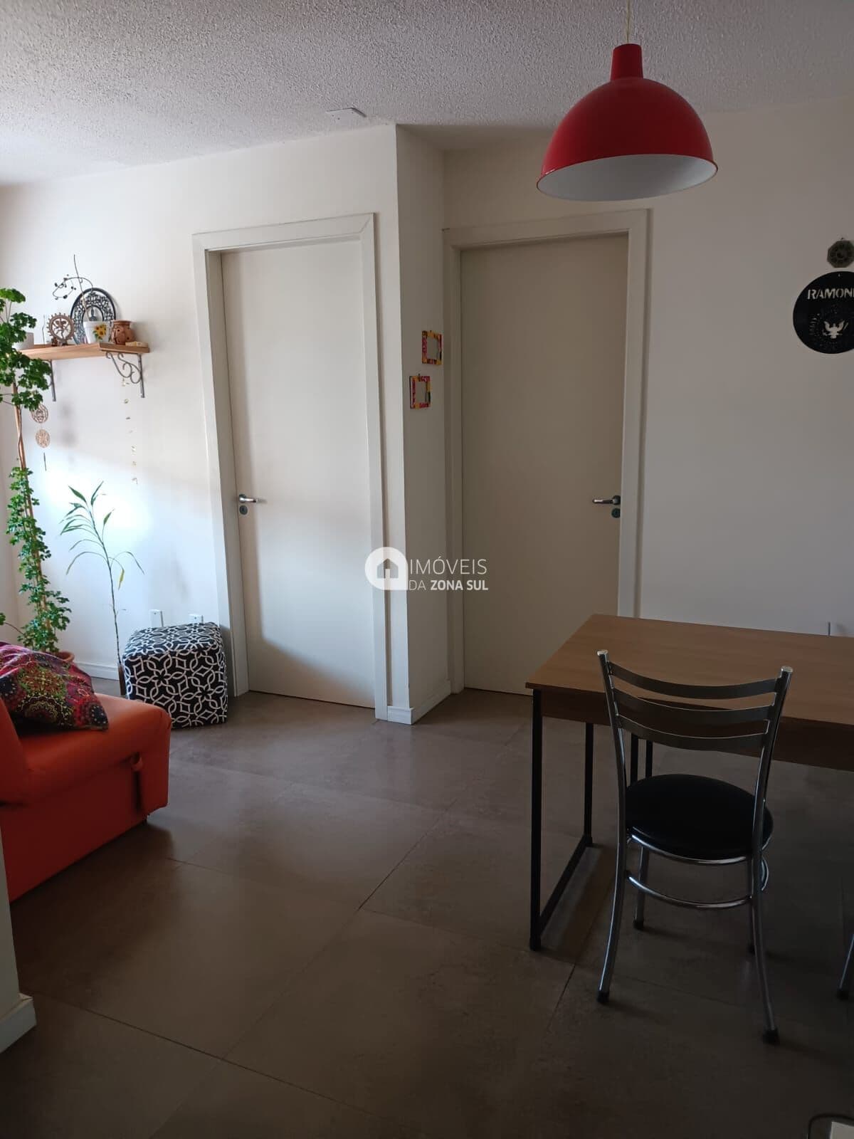 Ótimo apartamento na entrada da Restinga
