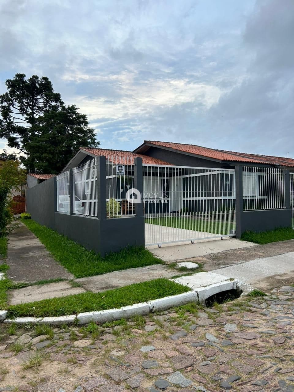 Ótima Casa Térrea de esquina e diferenciada no Moradas do Sul