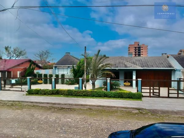Casa próxima ao mar em Mariápolis