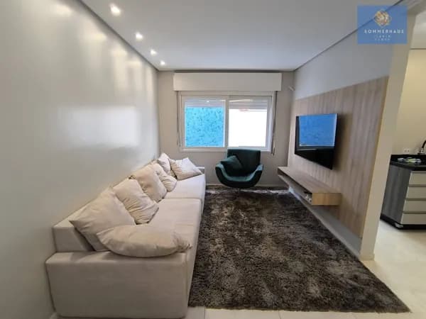 Apartamento 2 dormitórios no Centro de Capão da Canoa