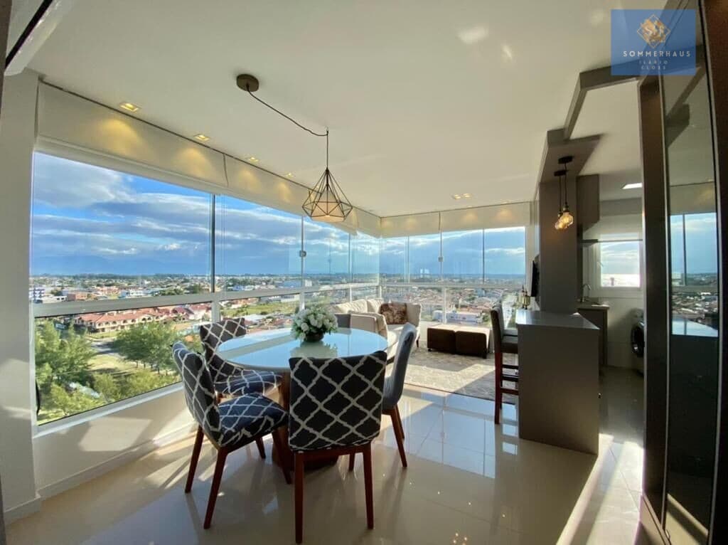 Apartamento 3 dormitórios com vista para o Mar
