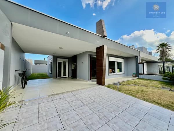 Casa em Atlântida Sul