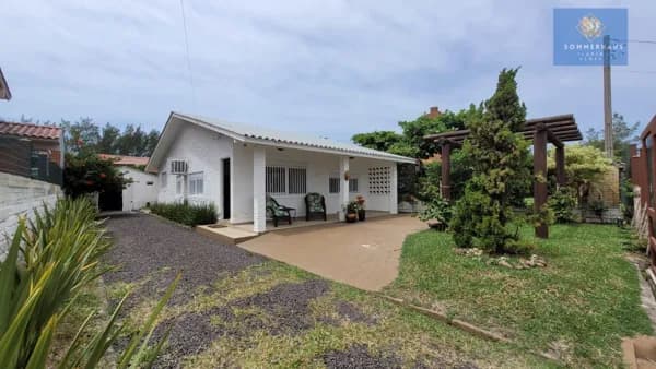 Casa 1 quadra do Mar em Rainha do Mar