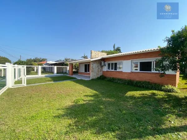 Casa a venda em Atlantida
