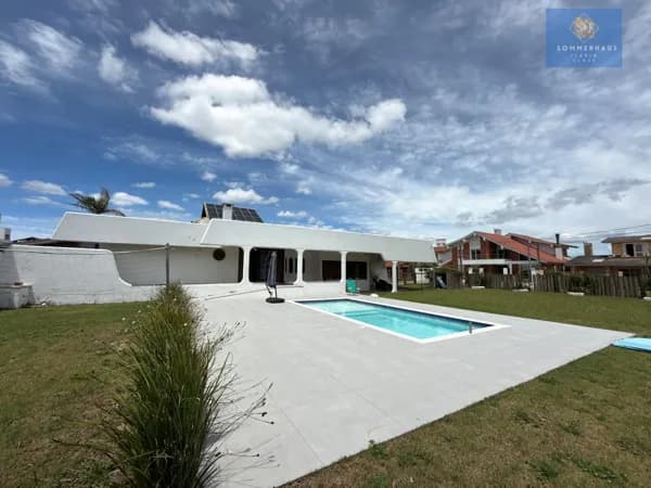 Casa em Amplo terreno em Atlântida, Xangri Lá