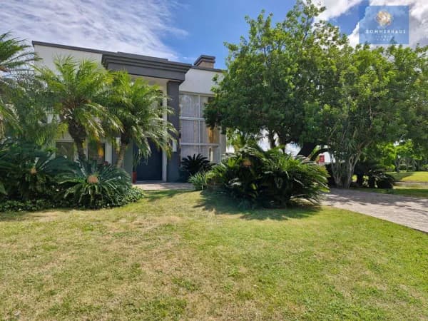 Casa em Condomínio fechado de Xangri Lá