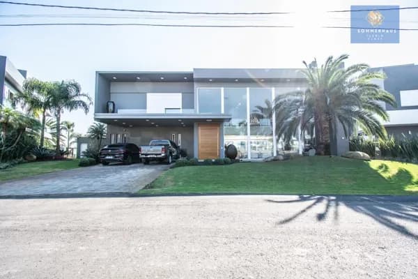 Casa de Condomínio em Xangri-Lá - Centro