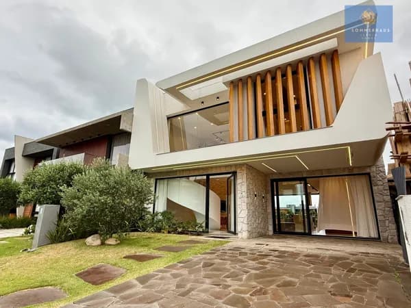 Casa em Condomínio fechado de Xangri Lá
