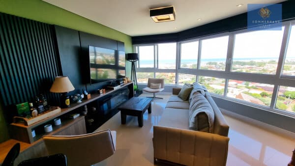 Apartamento 4 suítes no bairro Navegantes
