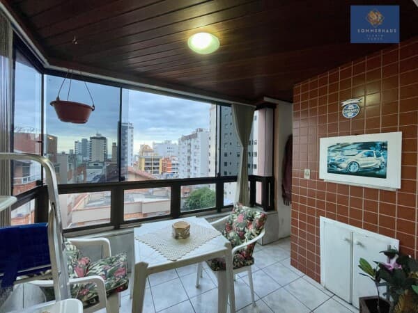 Apartamento 2 dormitórios próximo á Flávio Boianovski