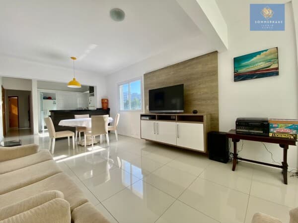 Apartamento 3 dormitórios na Navegantes